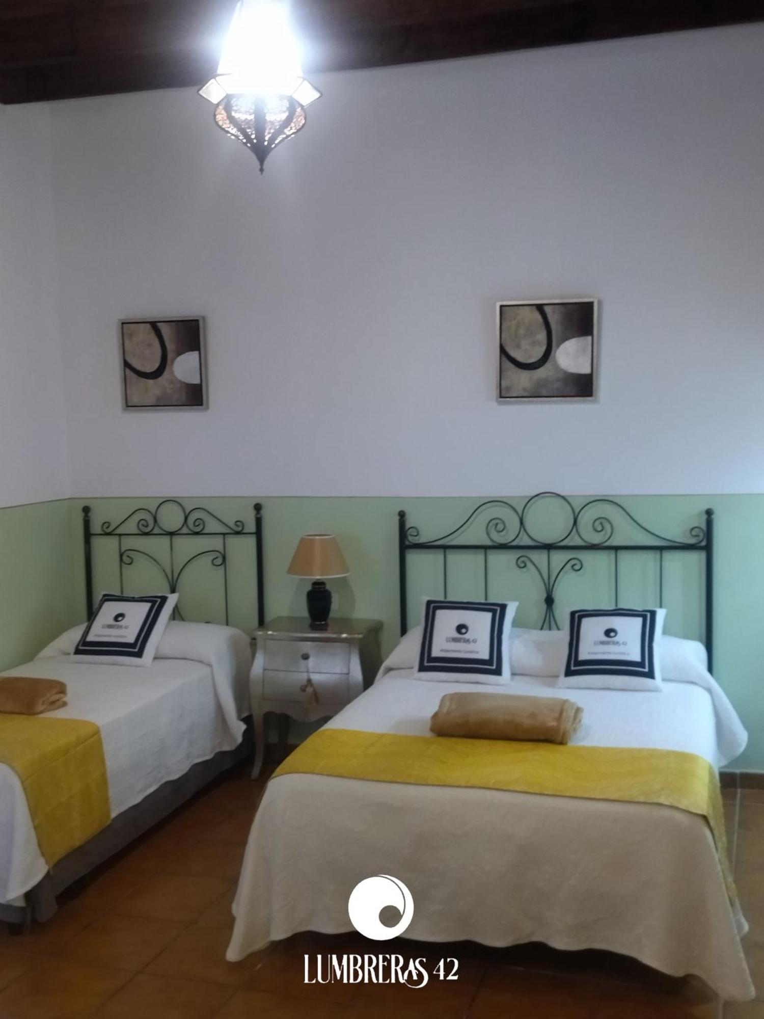 סביליה Lumbreras 42 Apartamento, Cerca De Isla Magica מראה חיצוני תמונה